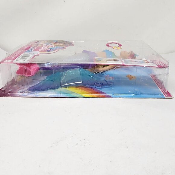 Barbie Dreamtopia Sparkle Lights Mermaid Doll Light-Up Tail Works Damaged Box - Picture 9 of 10